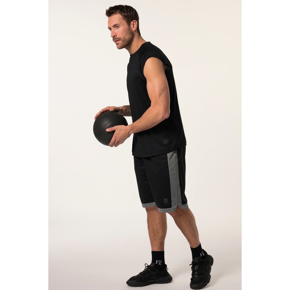 Bermuda court en mesh, collection Fitness noir, JP1880