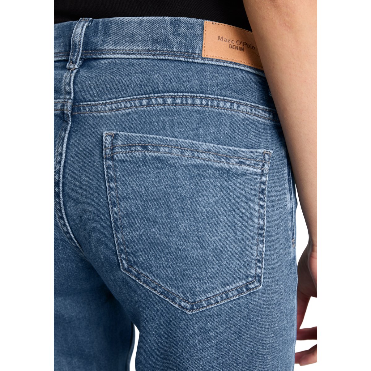Jeans modèle Alva slim en mélange de coton organique et de lyocell bleu moyen, MARC O’POLO DENIM
