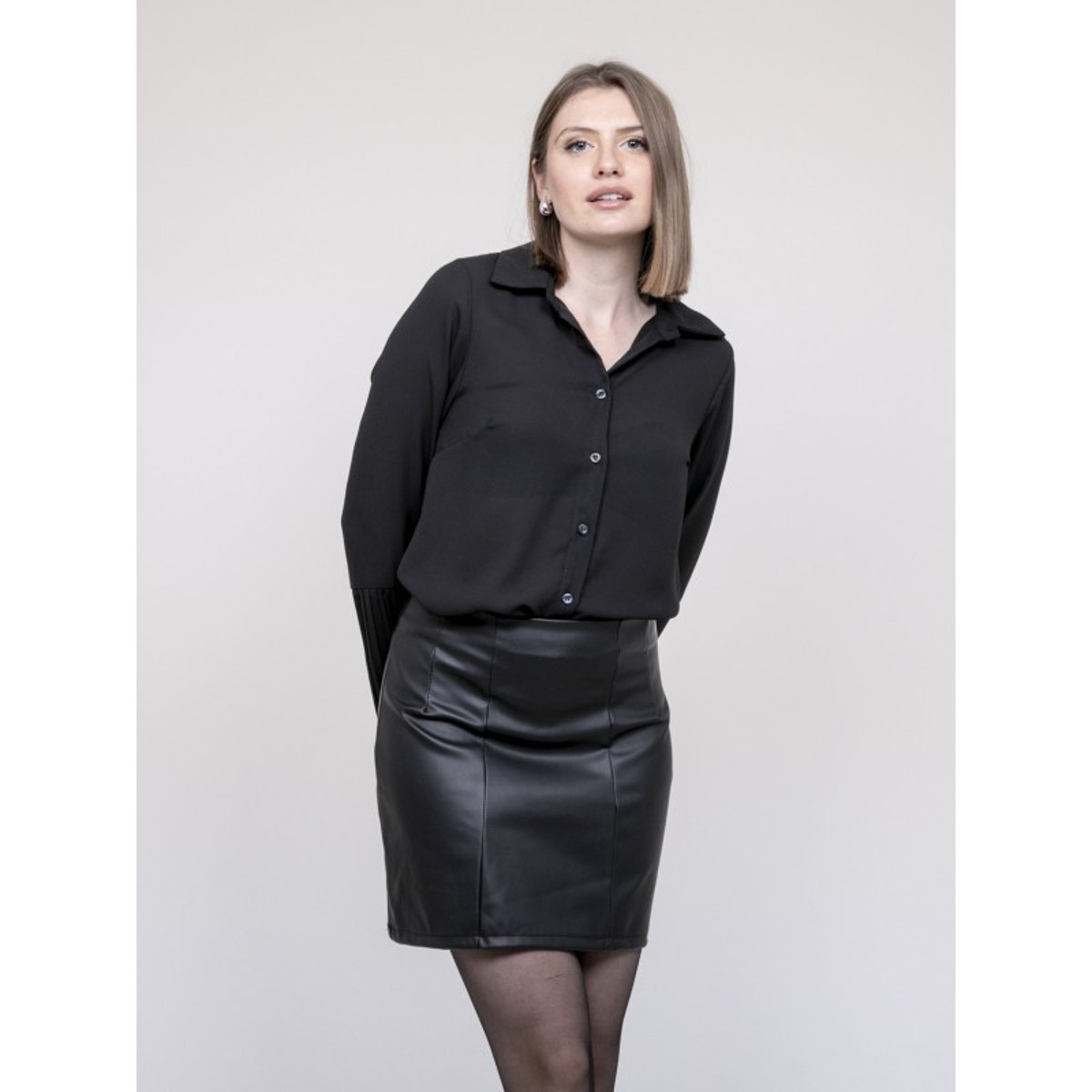 Jupe Courte Droite En Simili Xochi noir, DONA LISA