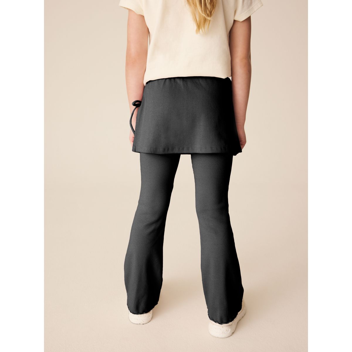 Pantalon évasé avec jupe superposée noir, NEXT