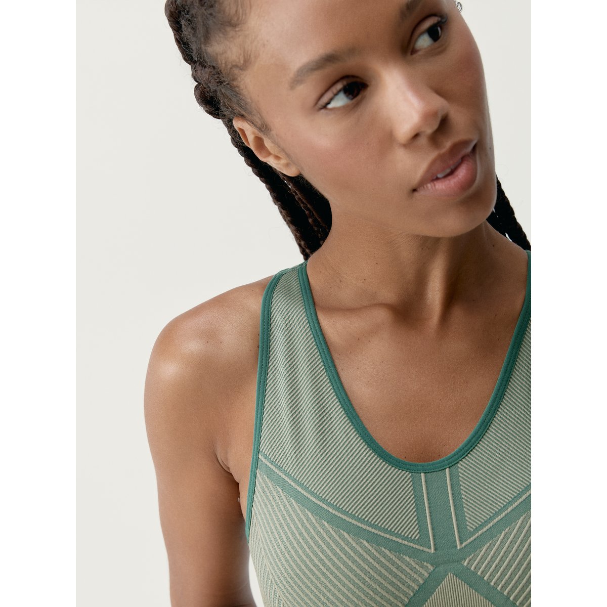 Brassière de sport femme Buddha maintien moyen coussinets amovibles vert forêt terre, BORN