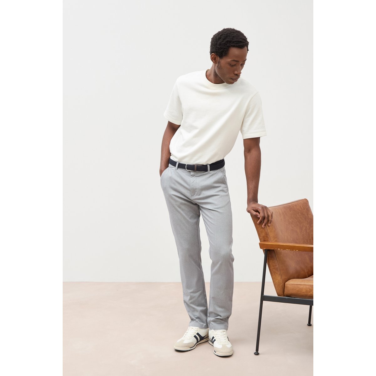 Pantalon chino straight gris clair, BONOBO