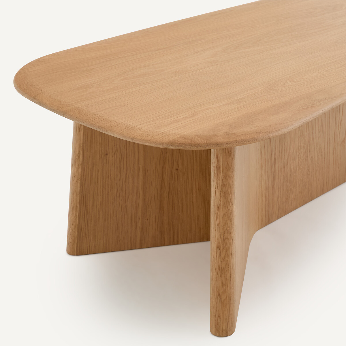 Mesa de centro de roble, altura 35 cm, TRIANGOLO, diseño Emmanuel Gallina roble natural, AM.PM X EMMANUEL GALLINA