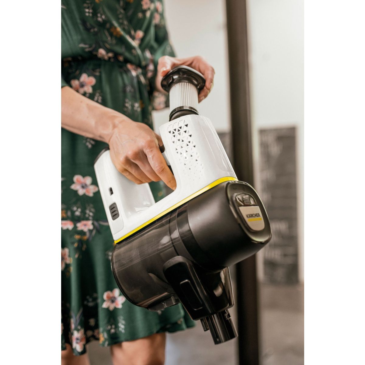 Aspirateur balai VC 6 Cordless ourFamily Pet couleur unique, KARCHER