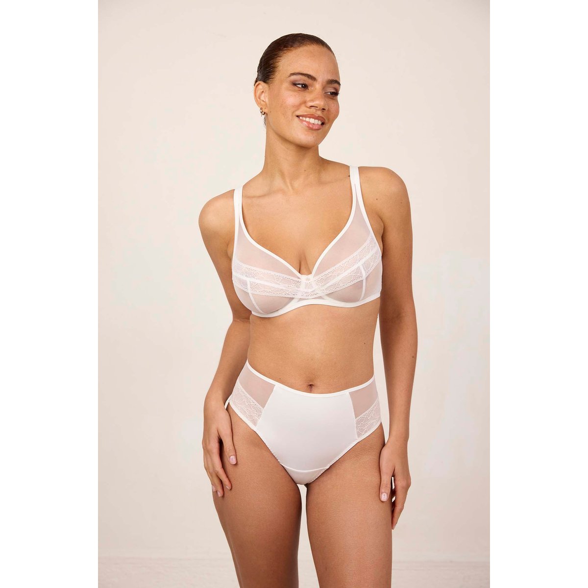 Soutien-gorge triangle avec armatures en dentelle NUDITÉ lys, MAISON LEJABY