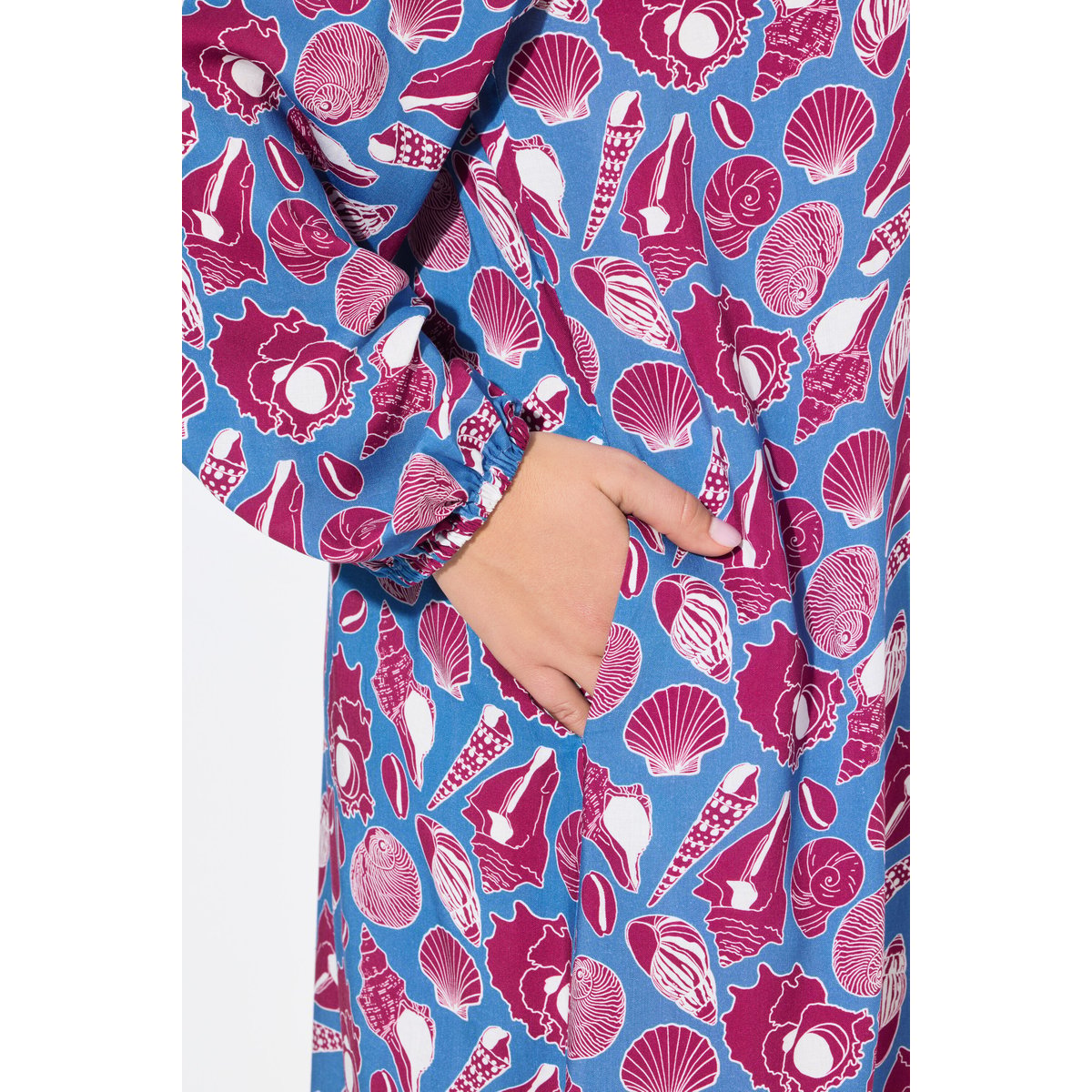 Robe midi oversize. Motif coquillages. bleu pétrole, ULLA POPKEN