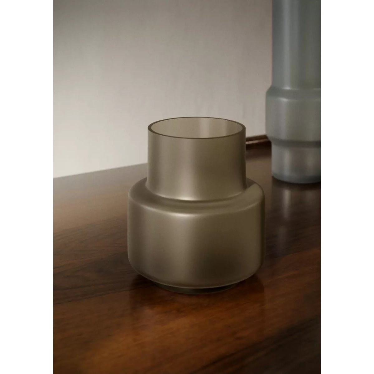 Vase en verre vert marron moyen, MANGO HOME