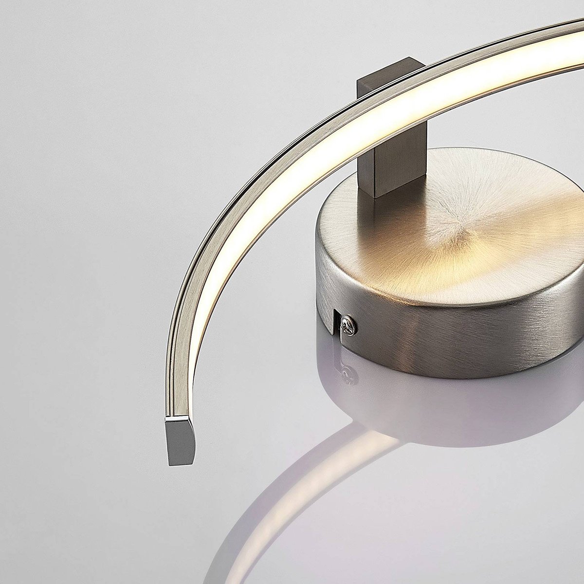 Applique en métal moderneLED, Iven nickel satiné, blanc satiné, LINDBY
