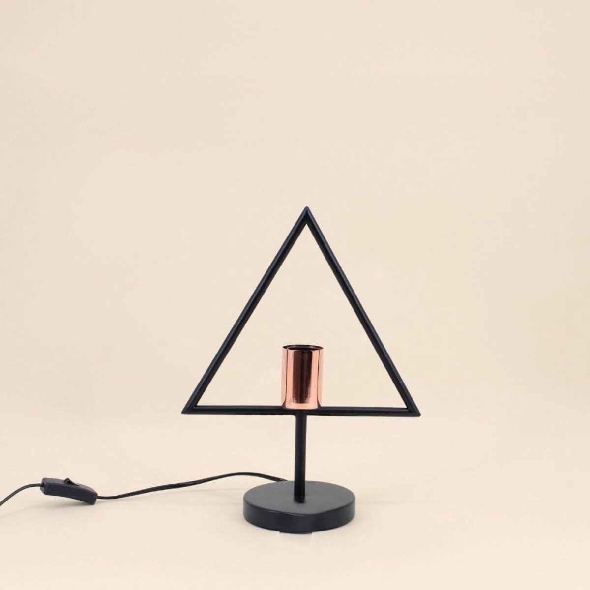 Lampe à poser design forme triangle noir, ORNAMI