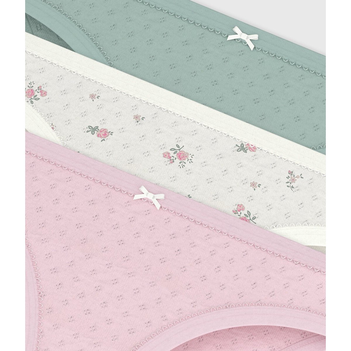 Lot de 3 culottes, en coton ajouré, imprimé fleuri blanc + rose + vert, PETIT BATEAU
