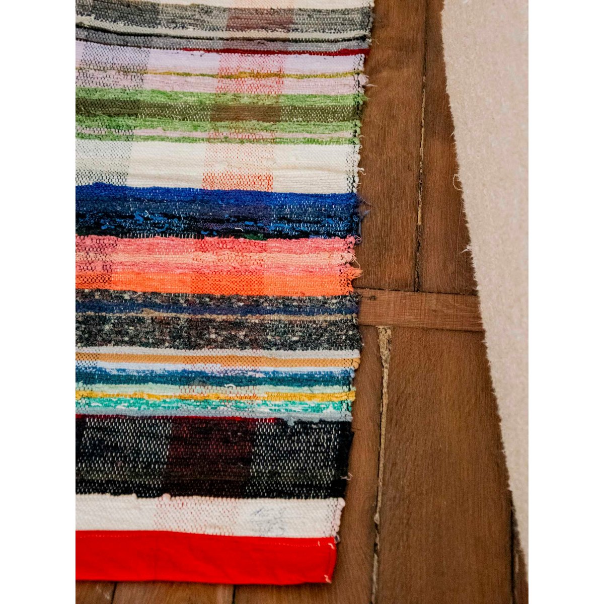 Tapis artisanal rayé Olivier N°122 - Bon état multicolore, DEBONGOUT