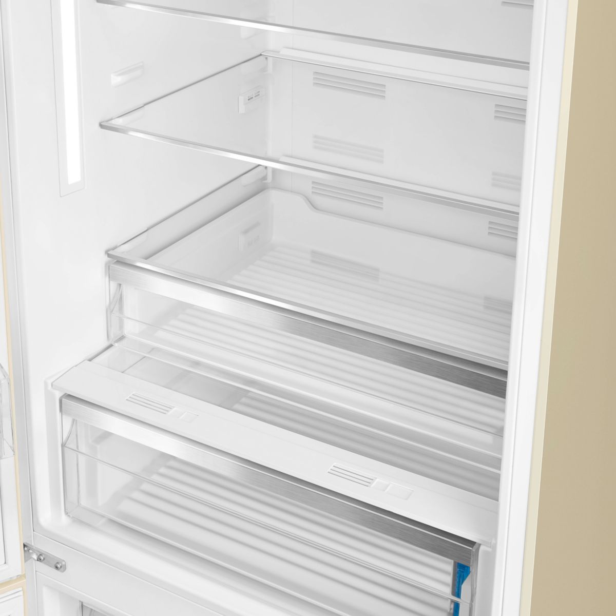 Réfrigérateur combiné FA8005LPO6 couleur unique, SMEG