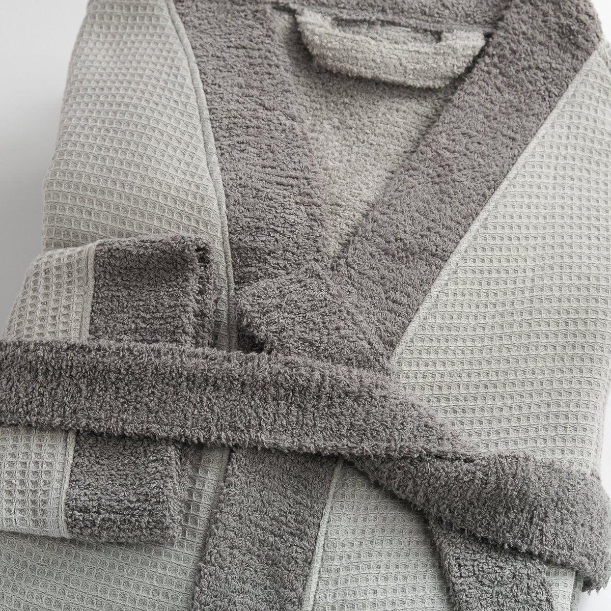 Peignoir mixte coton 57 fils double face  nid d'éponge SUAVE taupe, LINANDELLE