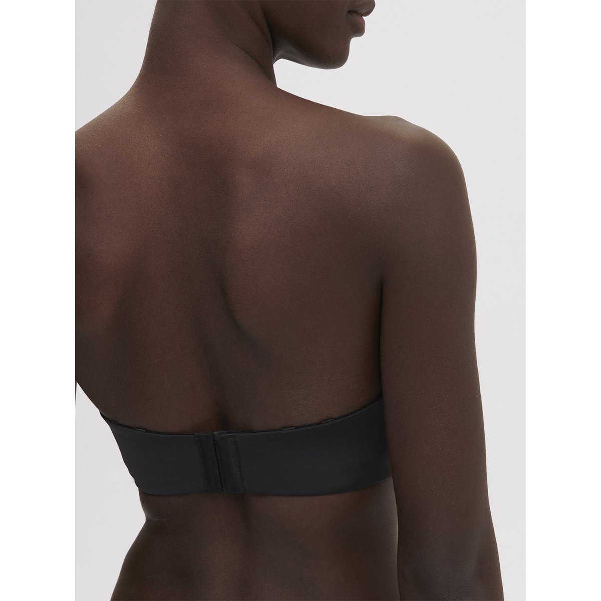 Soutien-gorge sans-bretelles, ESSENTIEL noir, SIMONE PERELE