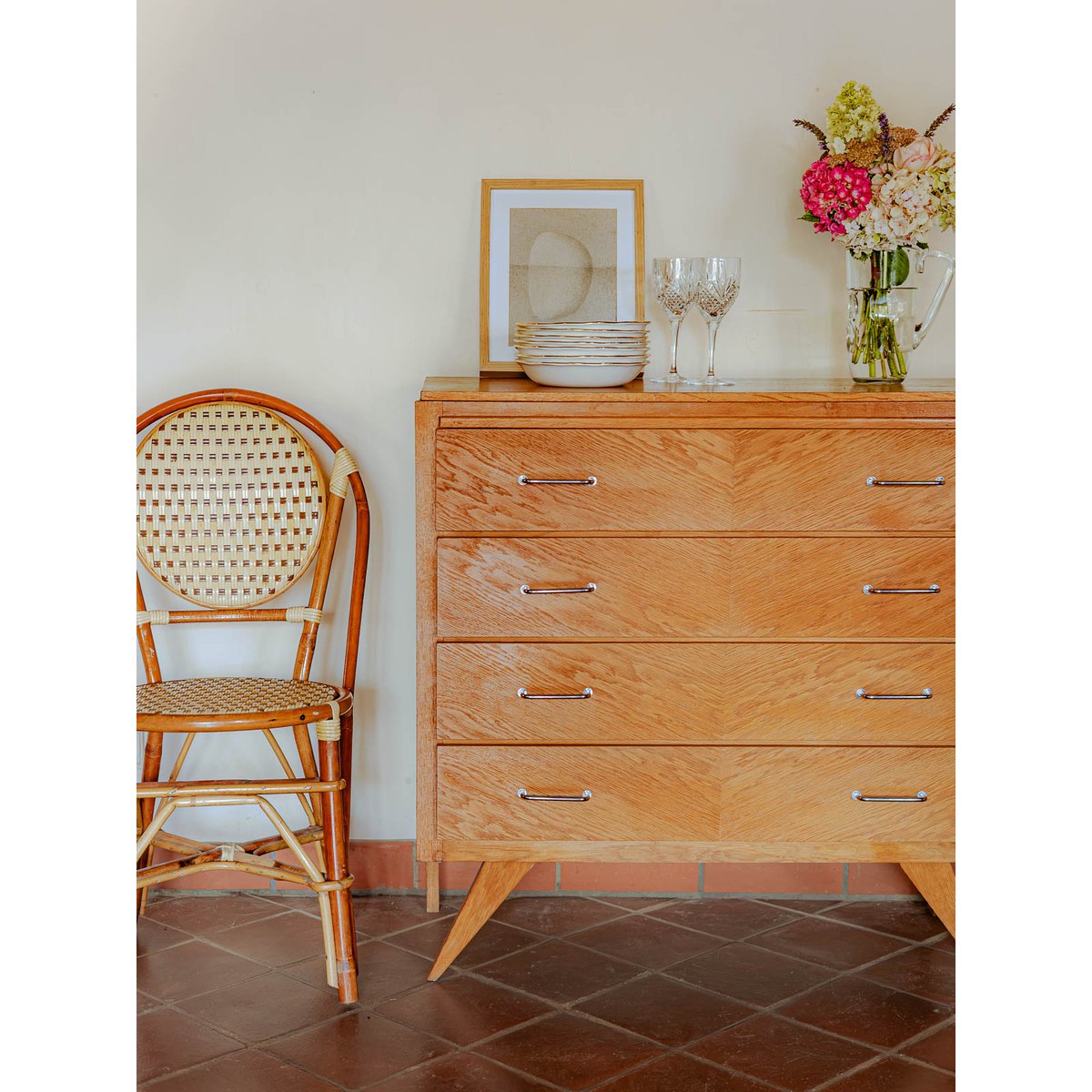 Commode mid-century modern Olga N°693 - Bon état bois clair, DEBONGOUT