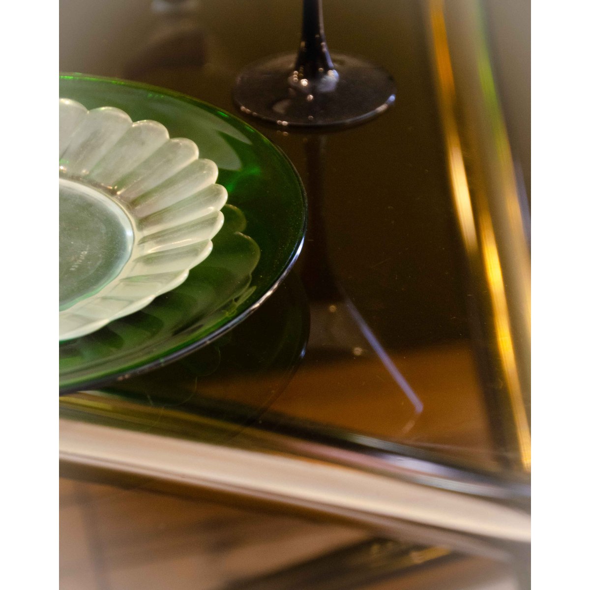 Table à manger en chrome et vert fumé Karla N°1255 - Bon état fumé, DEBONGOUT