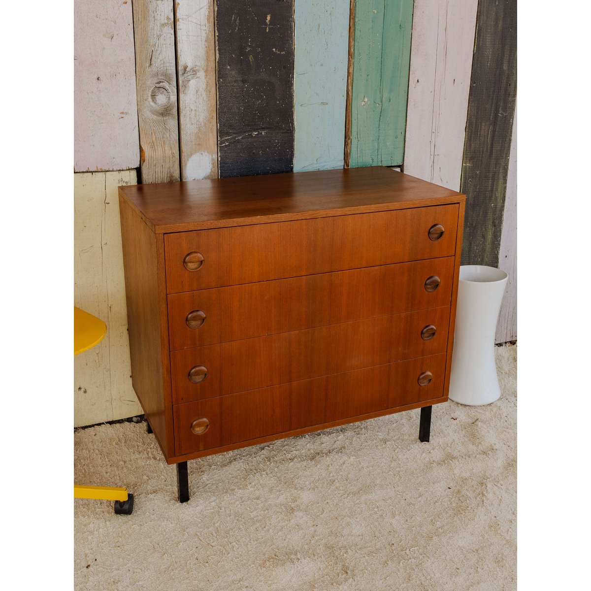 Commode en teck Olga N°675 - Bon état bois foncé, DEBONGOUT