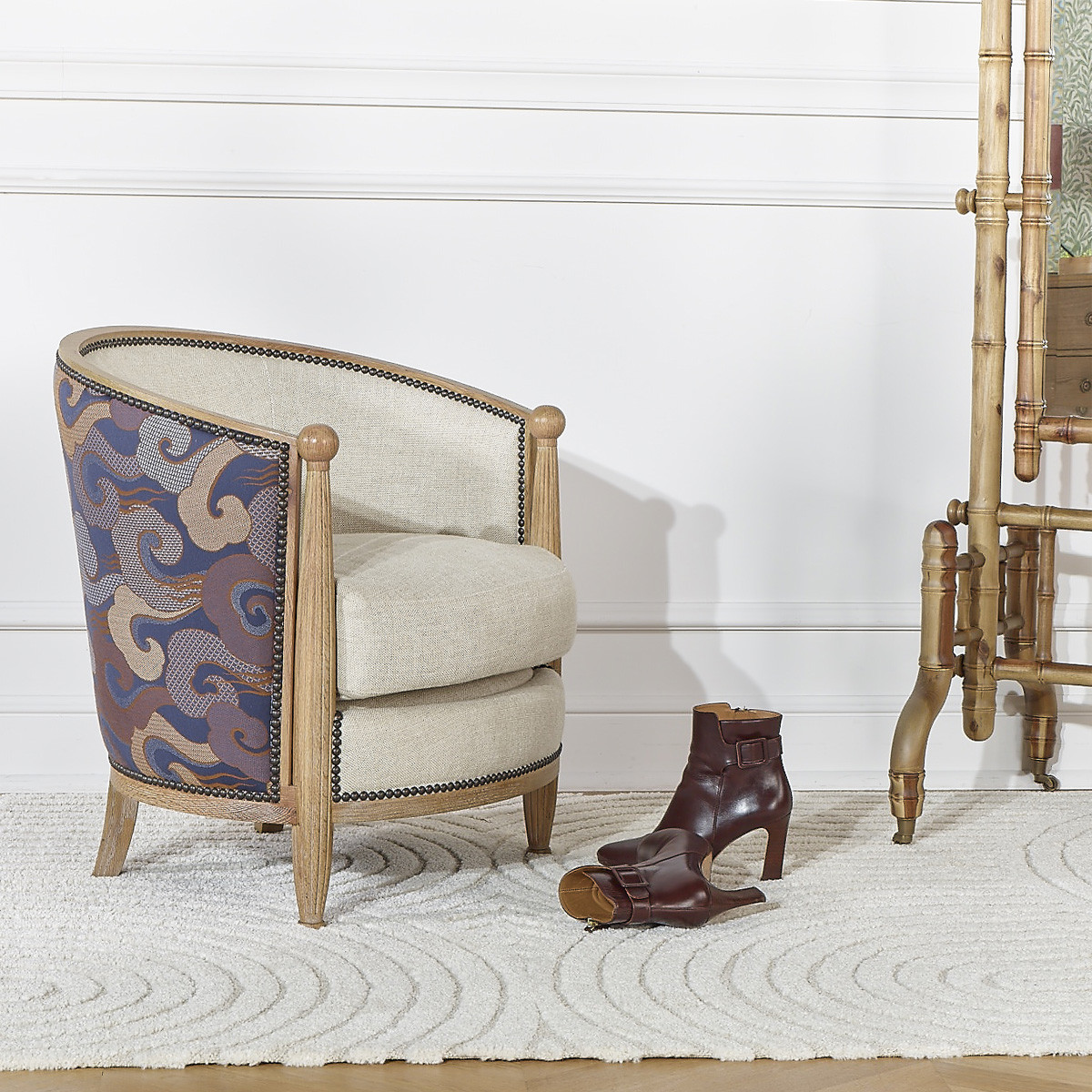 Fauteuil tonneau en chêne, lin et tissu édition limitée CAROLE lin, ROBIN DES BOIS