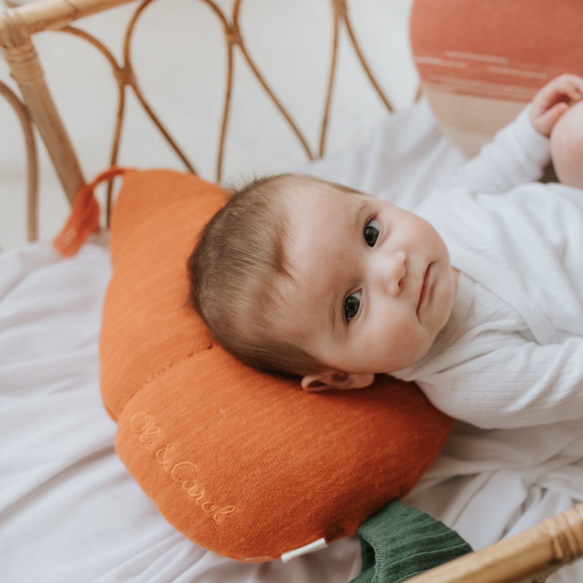 Coussin pour enfants Carotte OLI&CAROL orange, LORENA CANALS