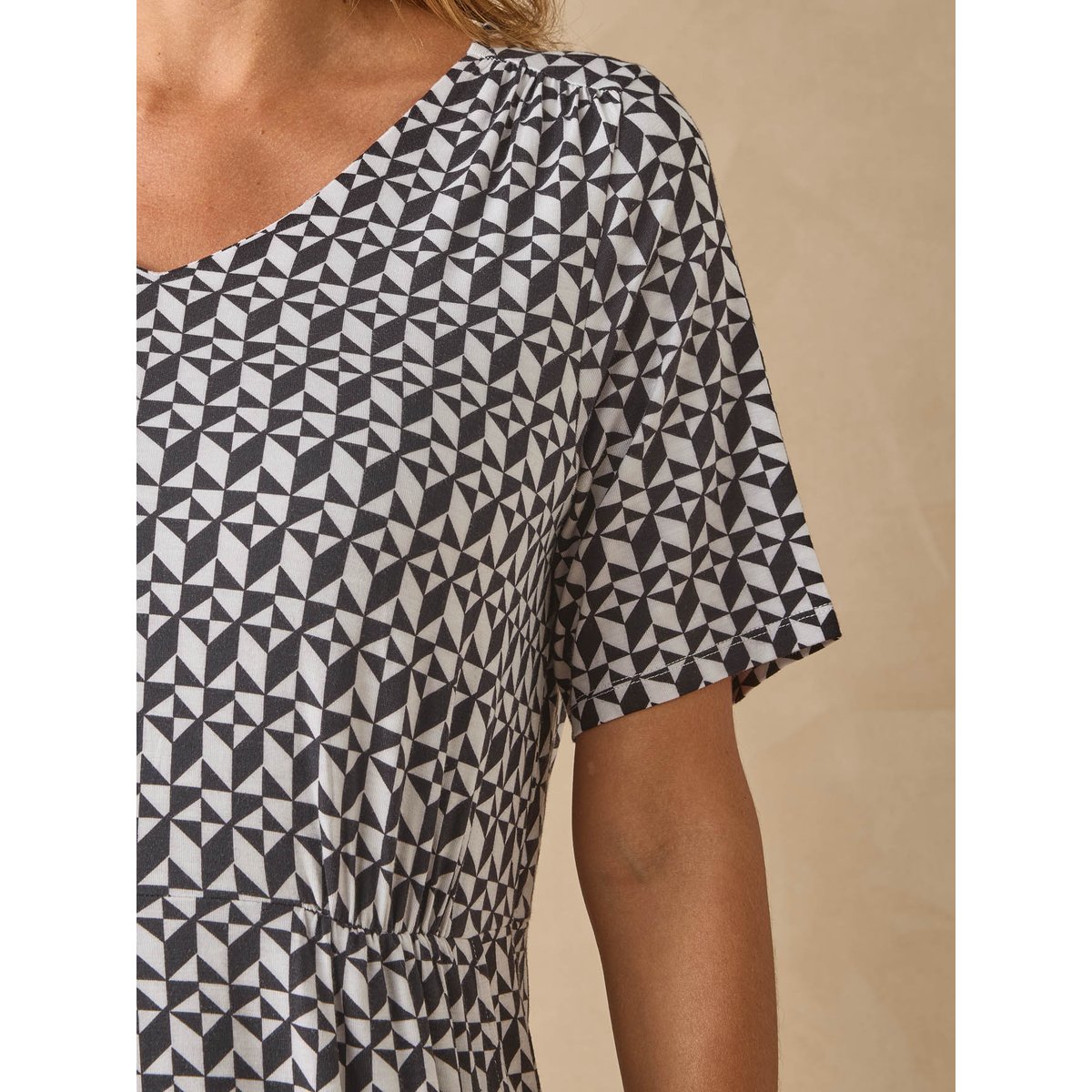 Robe manches courtes en maille imprimé noir, DAXON
