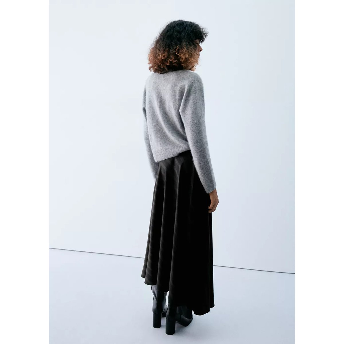 Jupe asymétrique à rayures en lyocell gris, MANGO