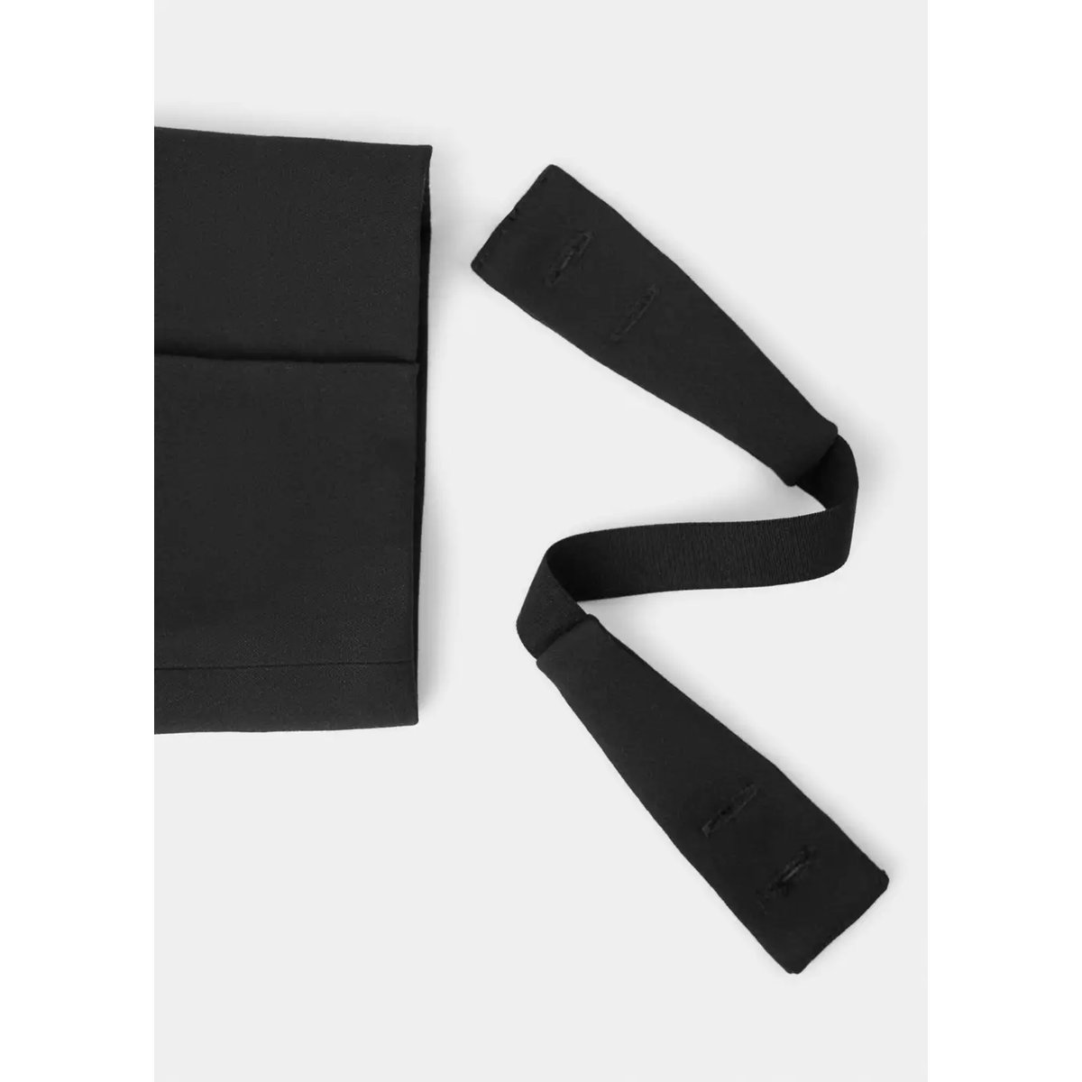 Pantalon fuseau noir, MANGO