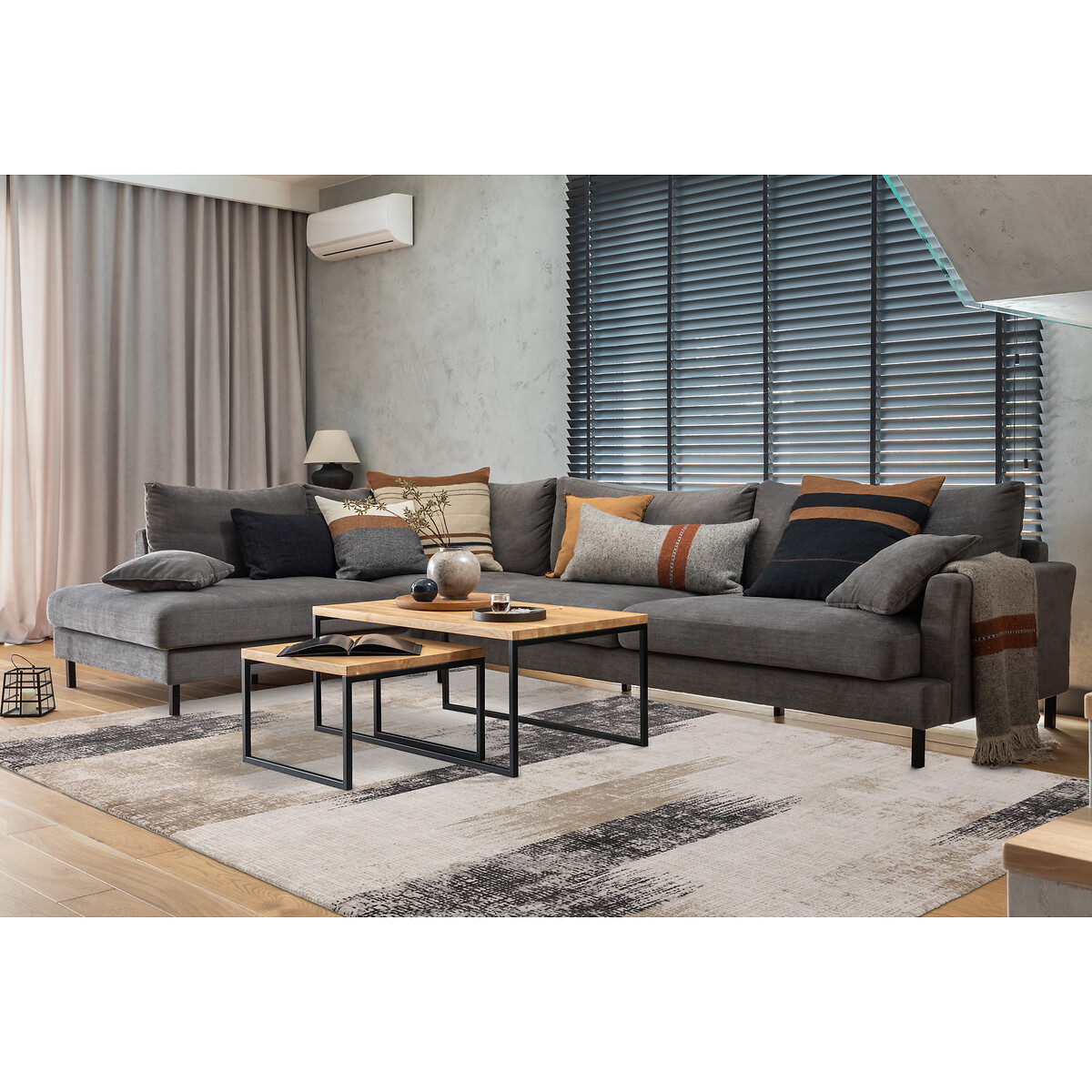 Distressed Abstract Lines Rug beige, ÉDITÉ