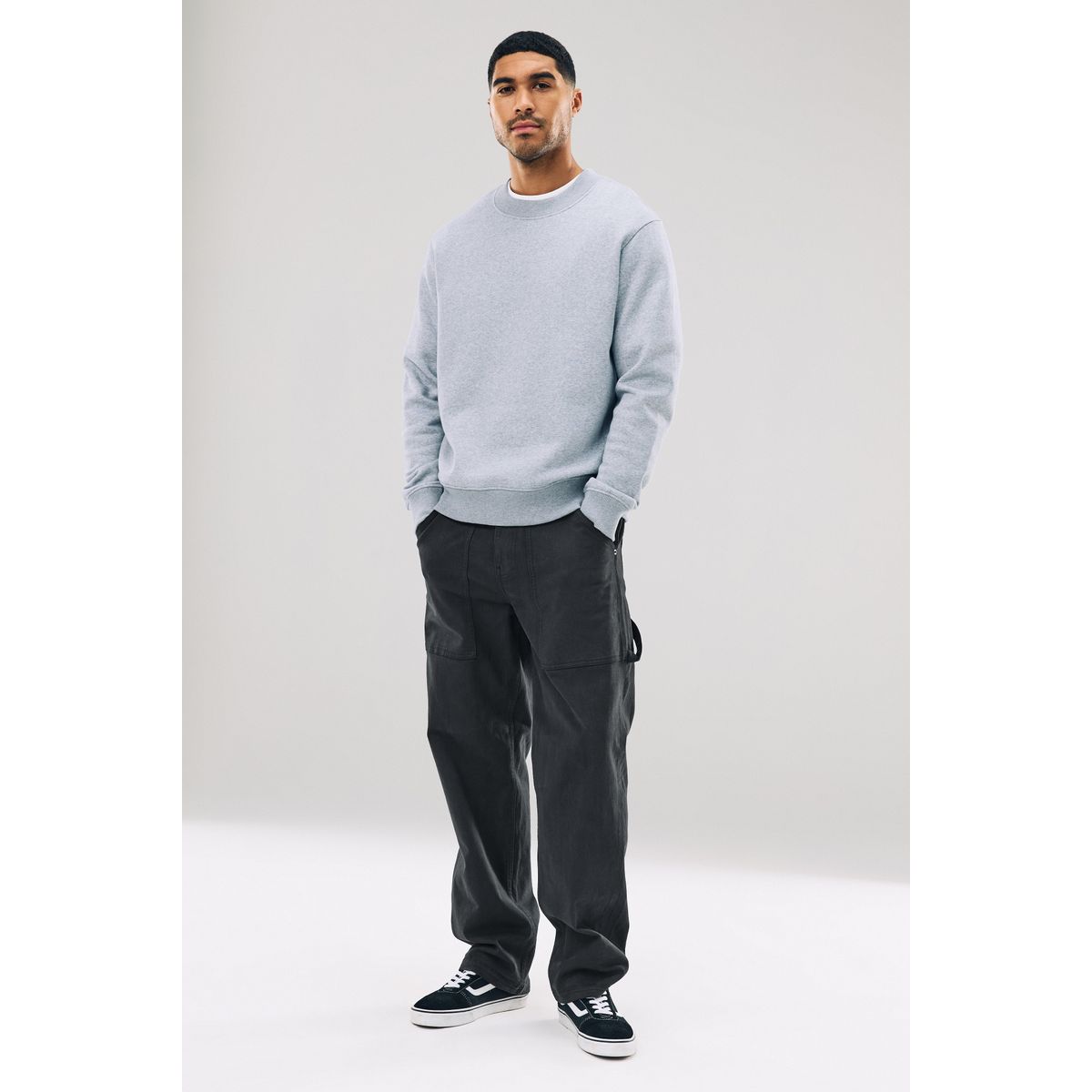 Sweat ras du cou épais en coton majoritaire gris, NEXT