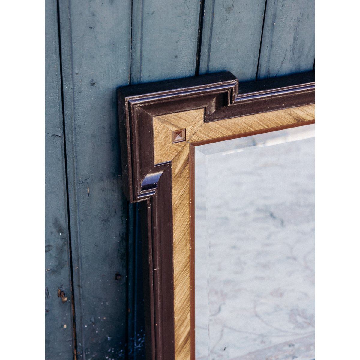 Miroir au cadre en bois sculpté Igor N°1127 - Bon état bois clair, DEBONGOUT
