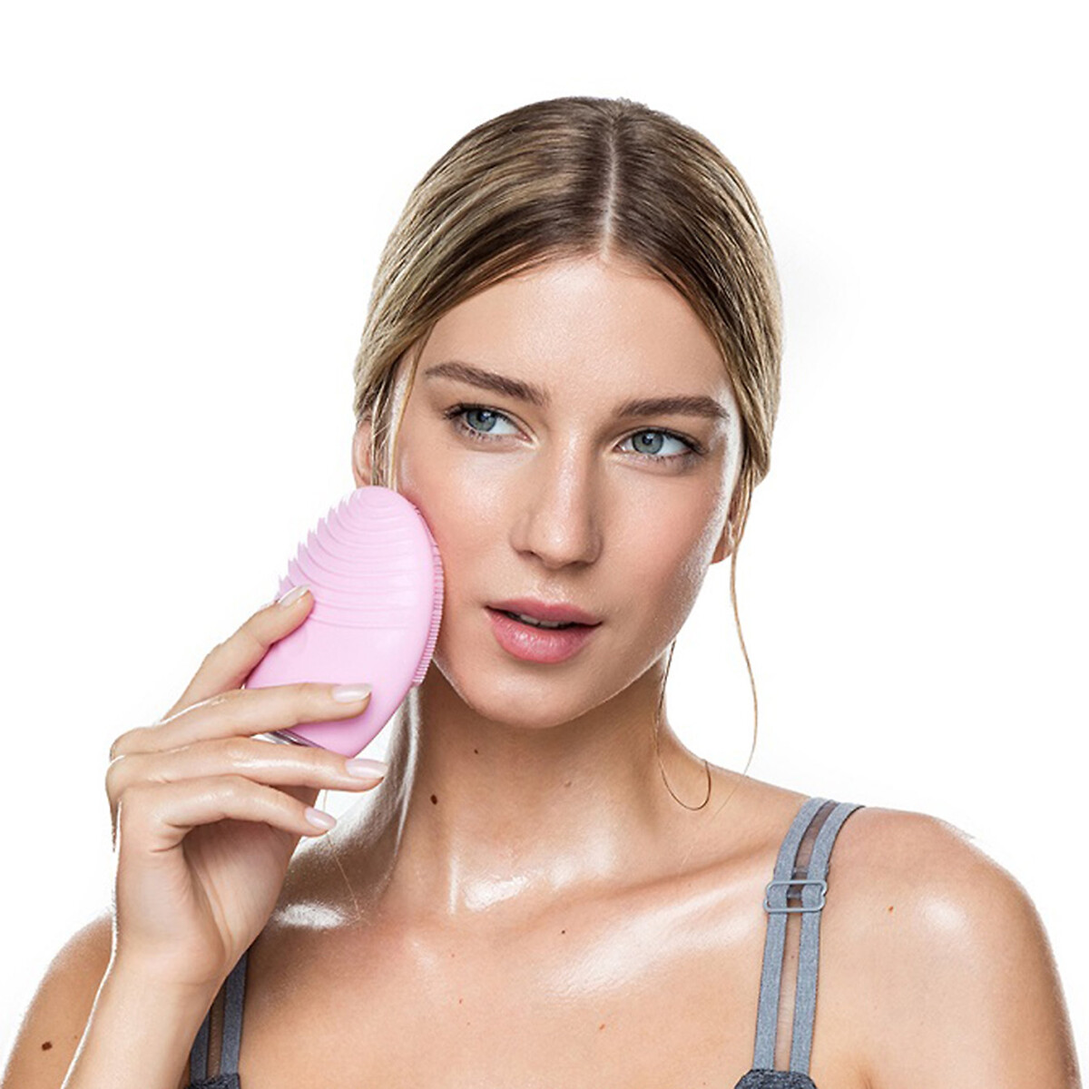 Luna 3 Facial Cleansing and Massaging Brush pink, FOREO