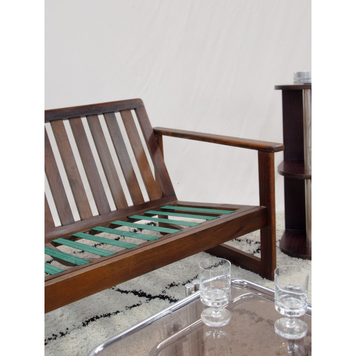 Banquette en pin et en tissu Clara N°157 - Bon état bois foncé, DEBONGOUT