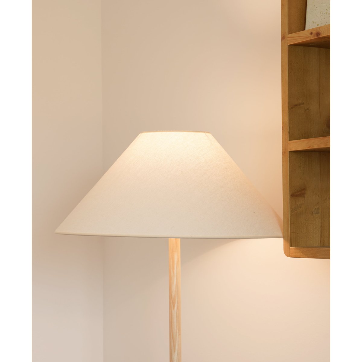 Lampadaire frêne beige abat-jour lin - SERA beige, HANNUN