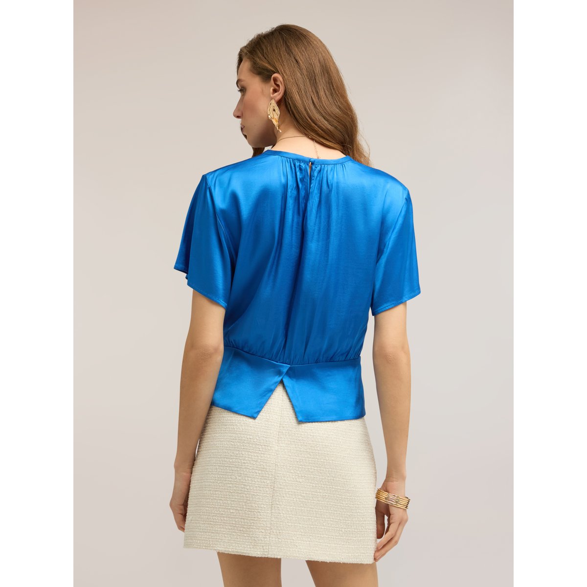 Blouse en satin avec ceinture bleuet, MOTIVI