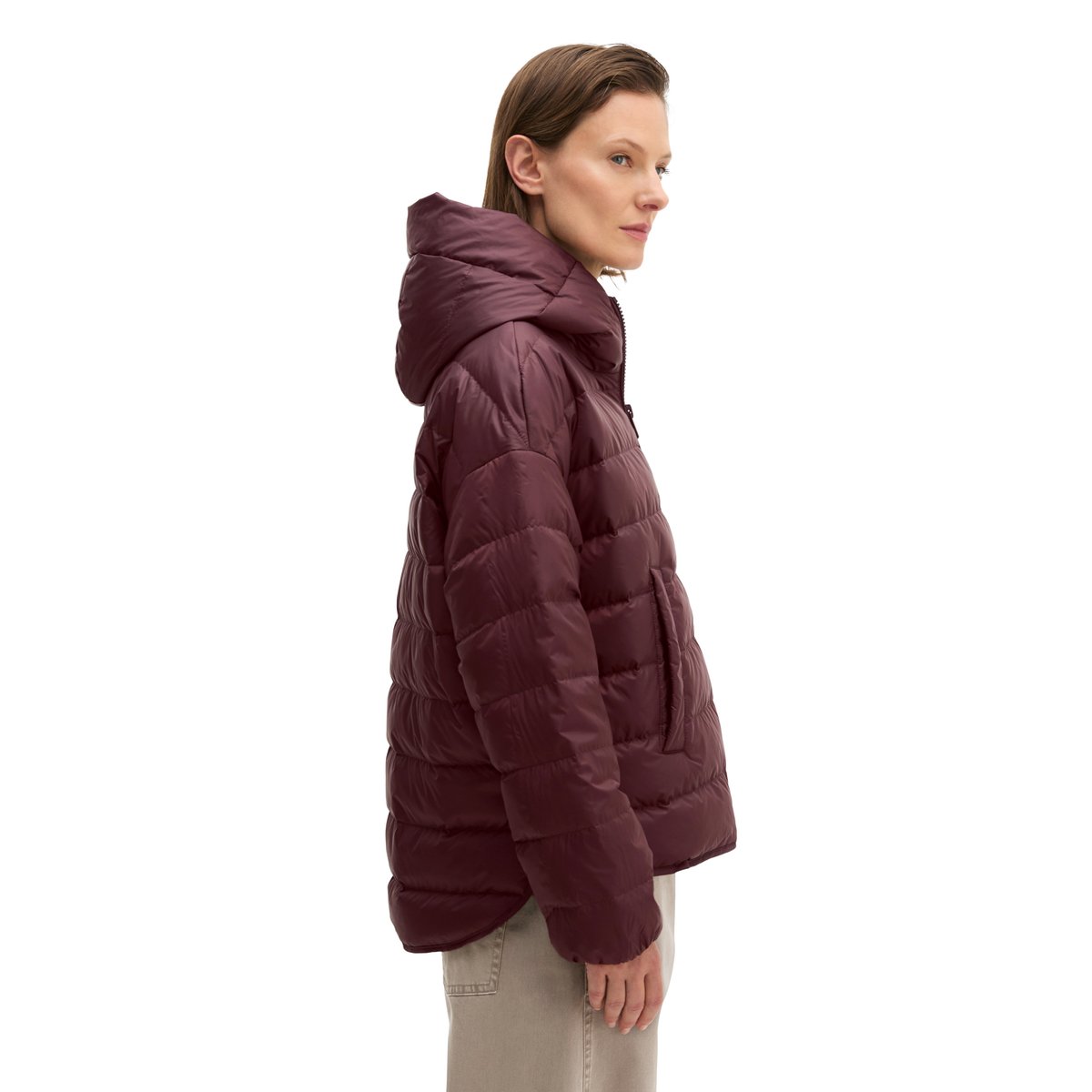 Veste matelassée en duvet avec capuche relaxed en polyester recyclé rouge, MARC O'POLO