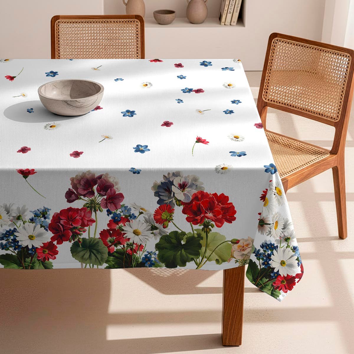 Nappe anti-taches Gerani - 100% coton - multicolore, NAF NAF HOME