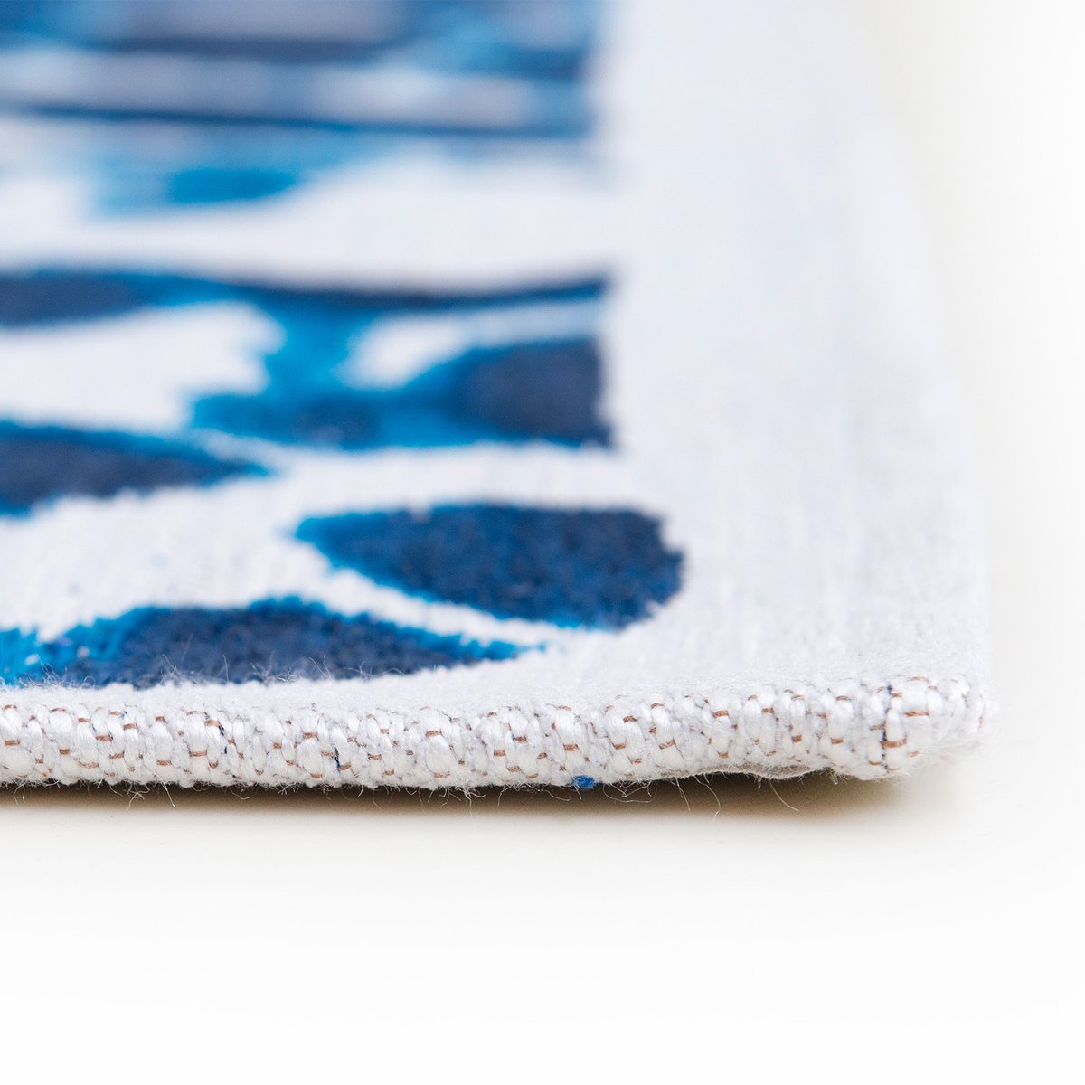 Tapis intérieur/extérieur tissé plat FOAM bleu, NOVATREND