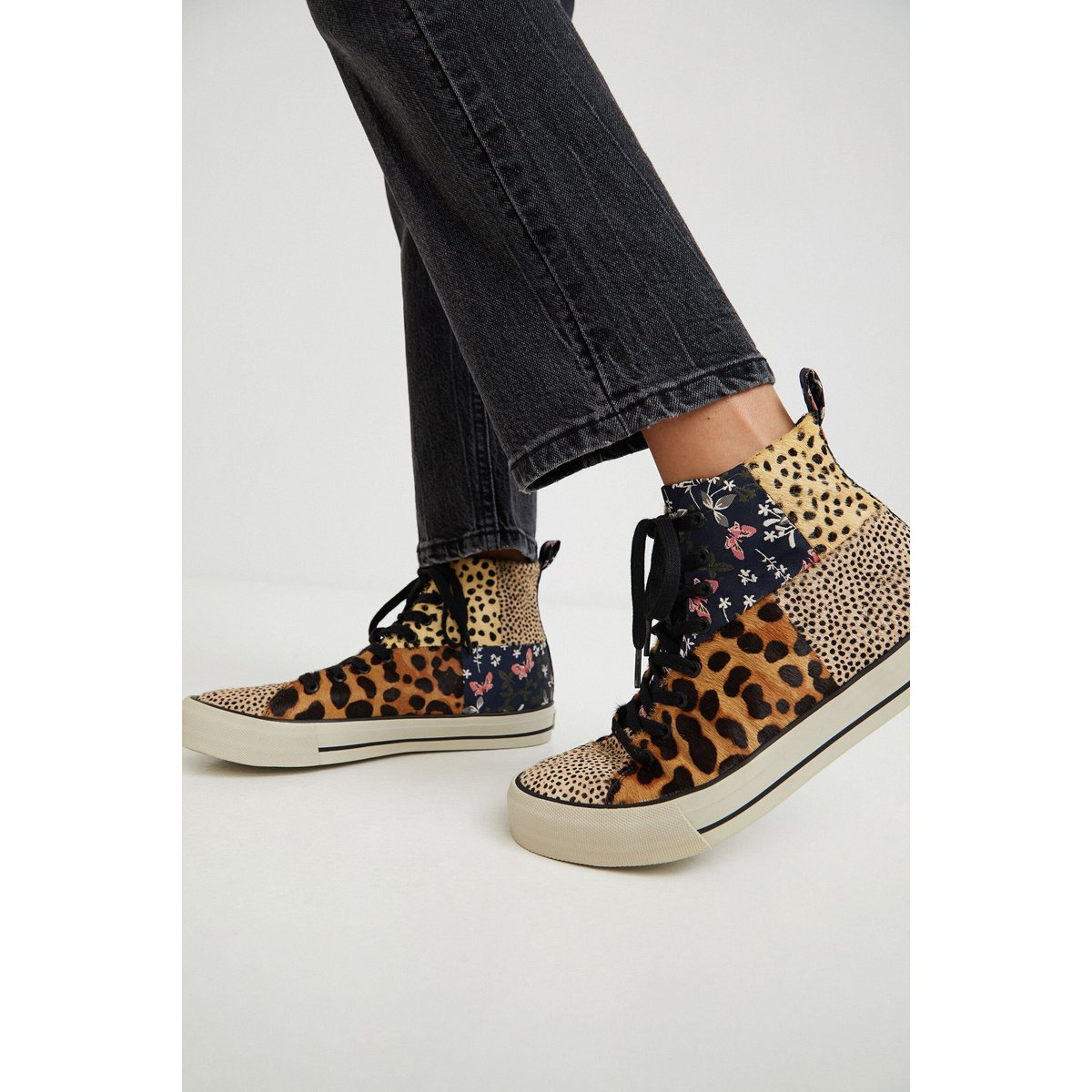 Sneakers Montantes Patch En Cuir marron, DESIGUAL