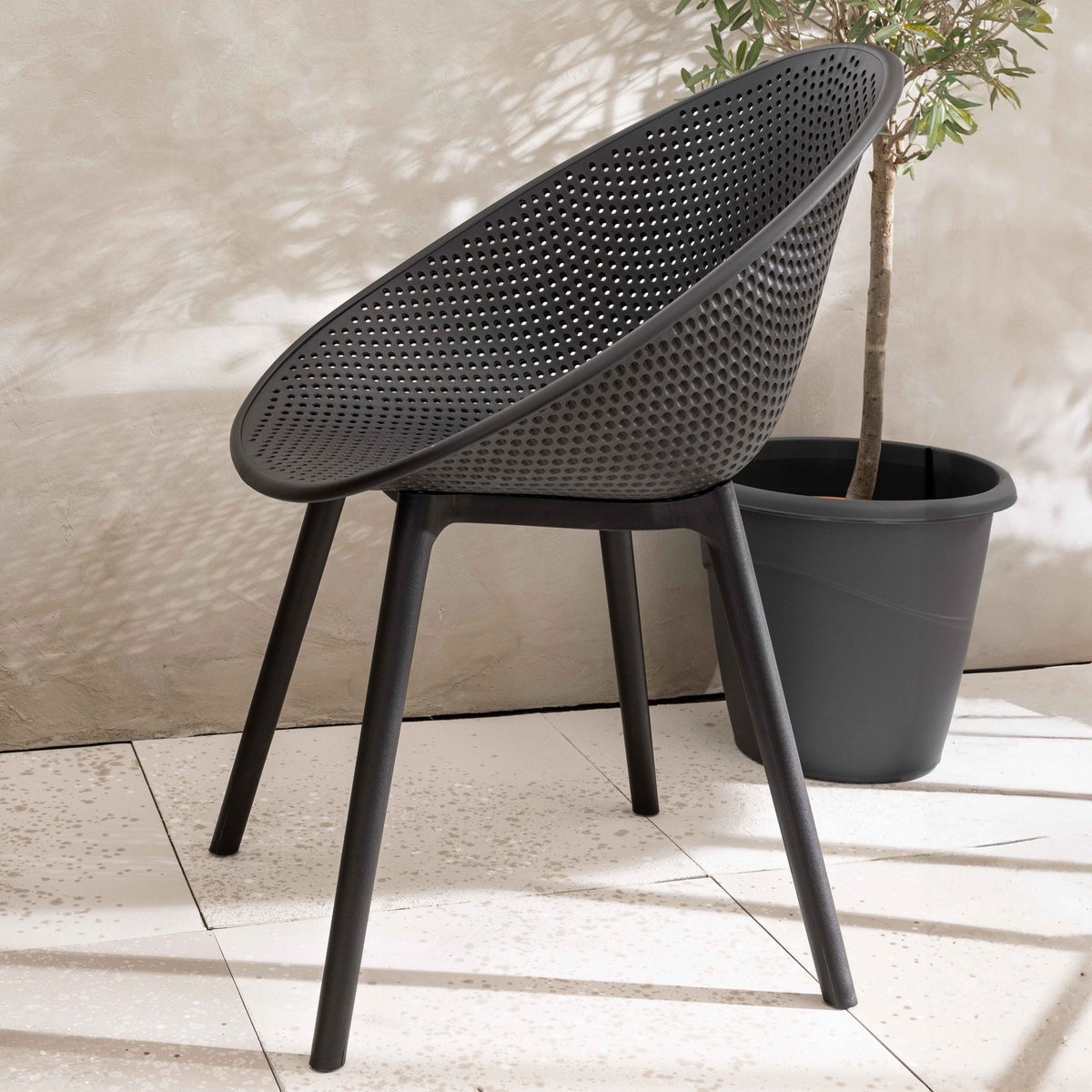 Lot de 4 chaises de terrasse en plastique, BUDA noir, OVIALA