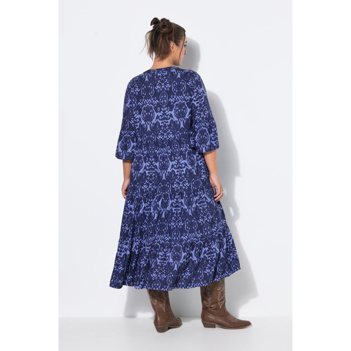 Robe maxi coupe trapèze à volants marine, STUDIO UNTOLD