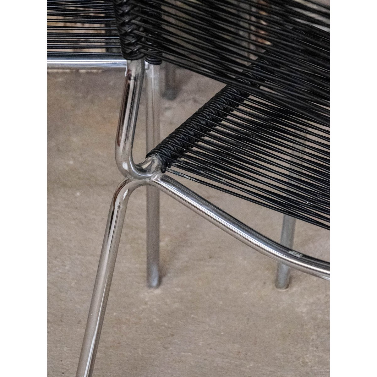 Lot de 4 chaises en métal Alma N°1094 - Bon état métal, DEBONGOUT