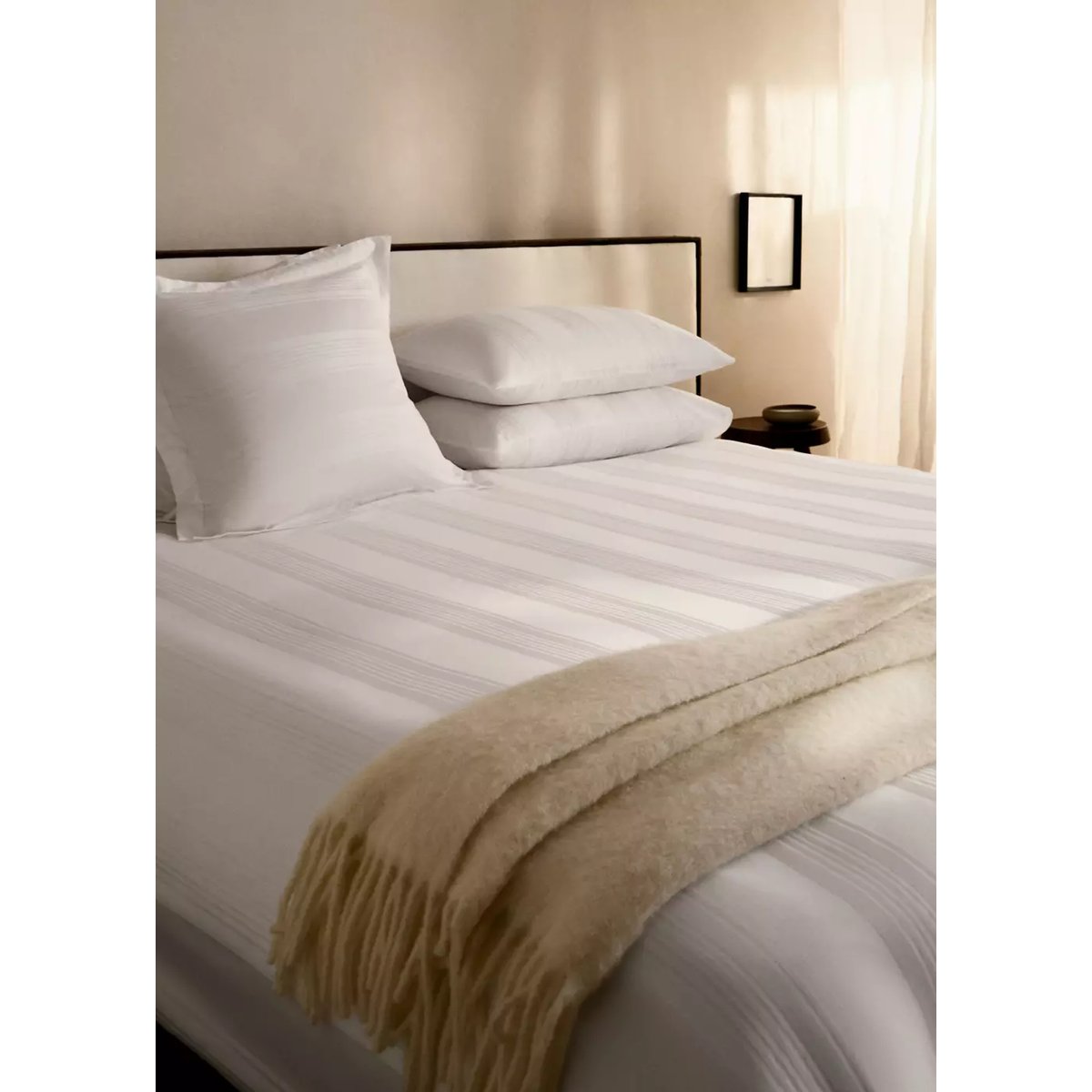 Housse de couette percale de coton 300 fils rayures lit 135/140 cm blanc, MANGO HOME