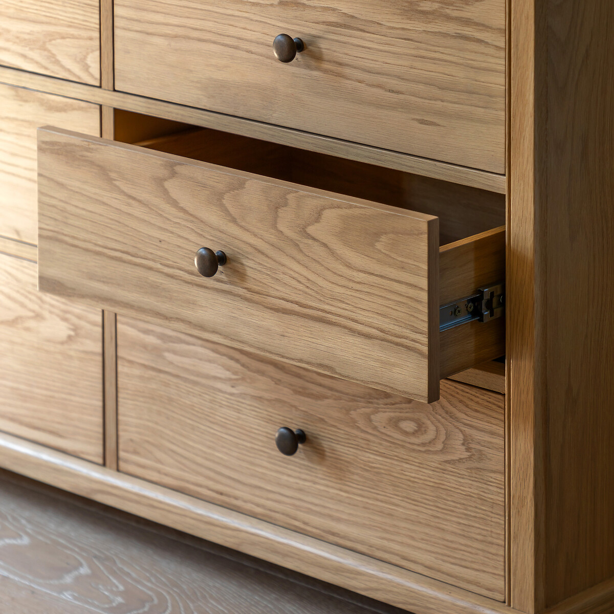 Harriet Oak 9 Drawer Chest light oak wood, SO'HOME