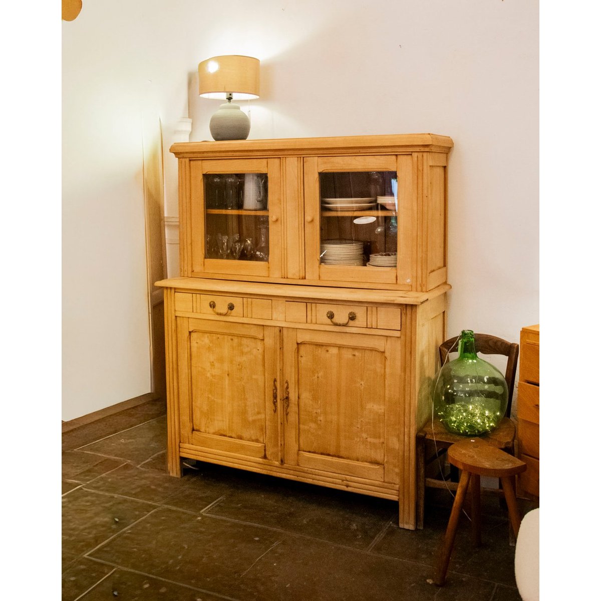 Vaisselier restauré en bois massif Maximilien N°408 - Bon état bois clair, DEBONGOUT