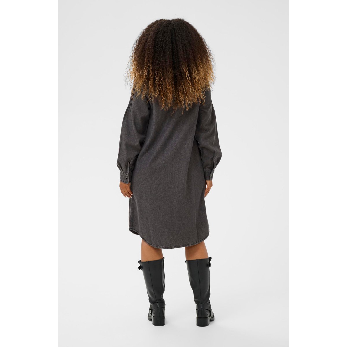 Robe noir lavé, CREAM