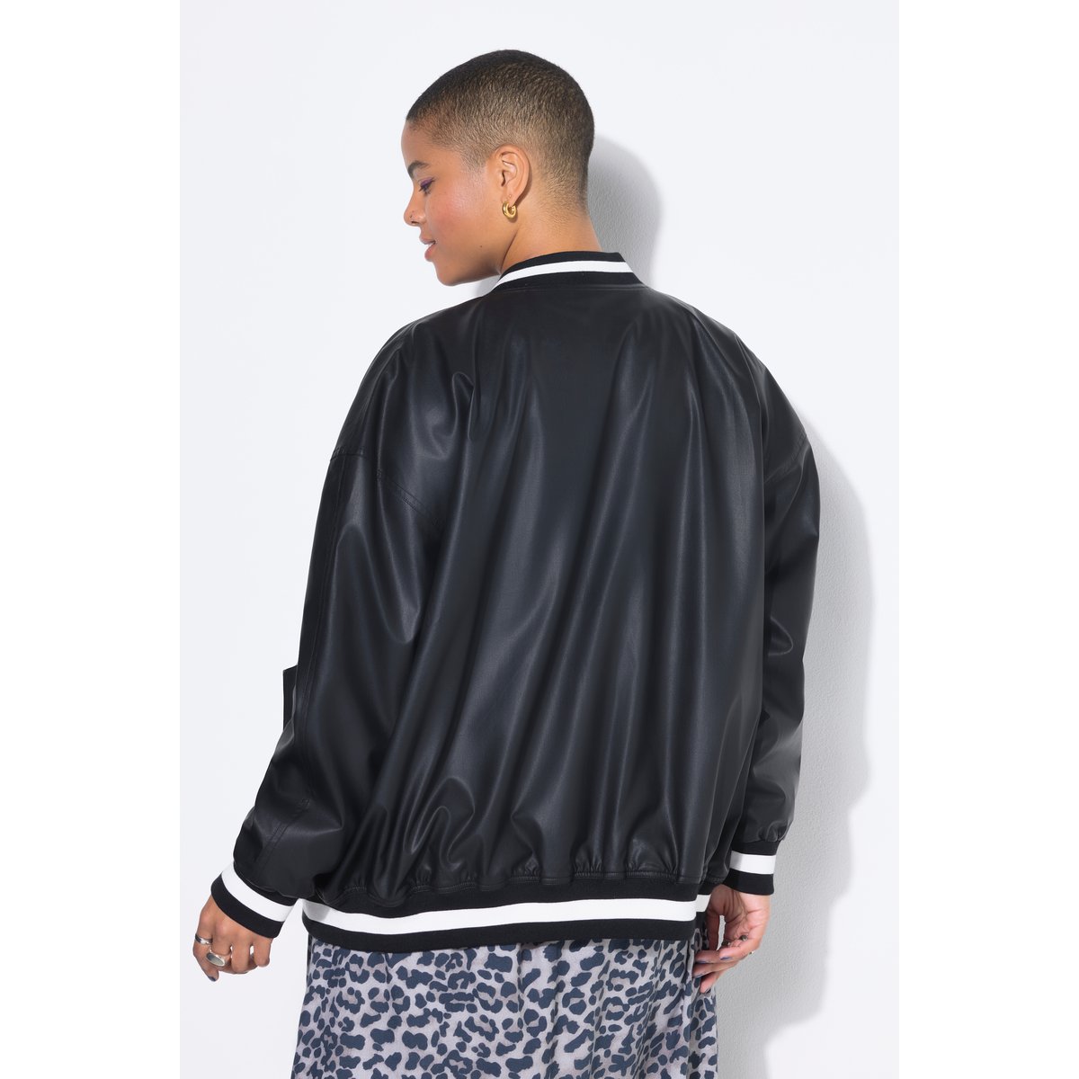 Veste en simili noir, STUDIO UNTOLD
