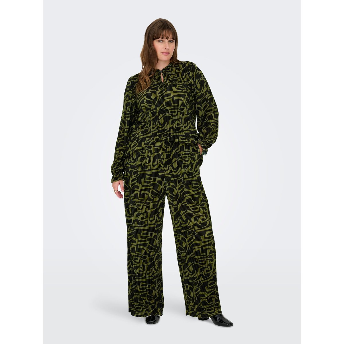 T-Shirt verte - peat moss, ONLY CARMAKOMA