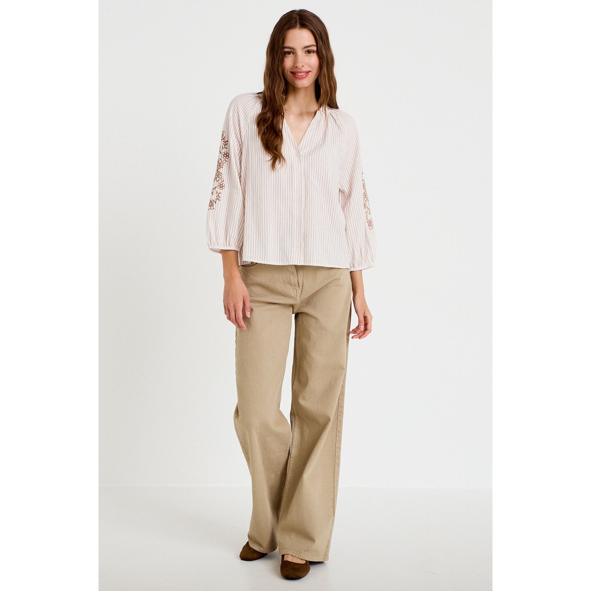 Blouse col v broderie manches 3/4 sable, CACHE CACHE
