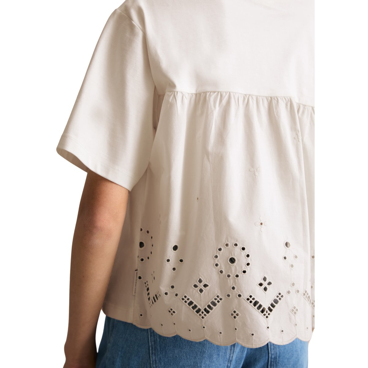 T-shirt avec broderie anglaise relaxed en mélange de matériaux blanc, MARC O’POLO DENIM