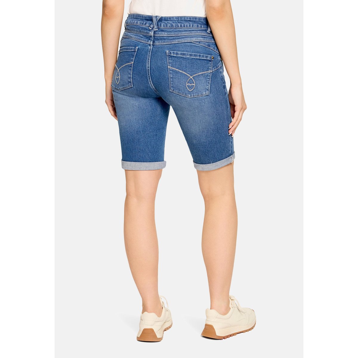 Shorts en jean à broderies bleu, CARTOON