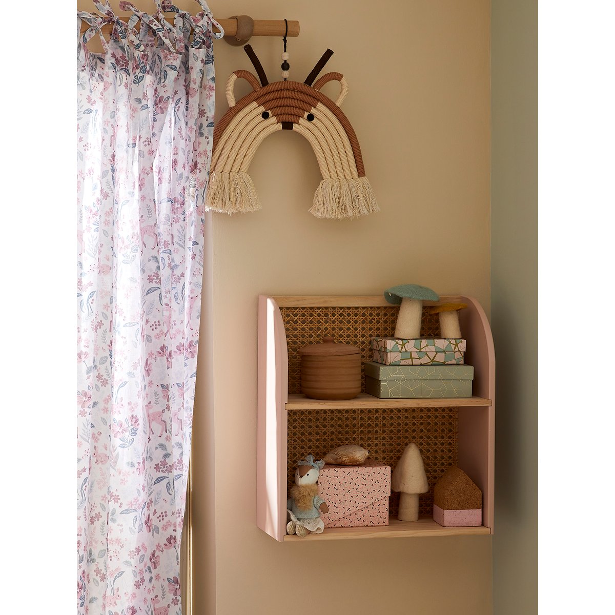 Etagère cannage LIGNE POÉSIE rose, VERTBAUDET